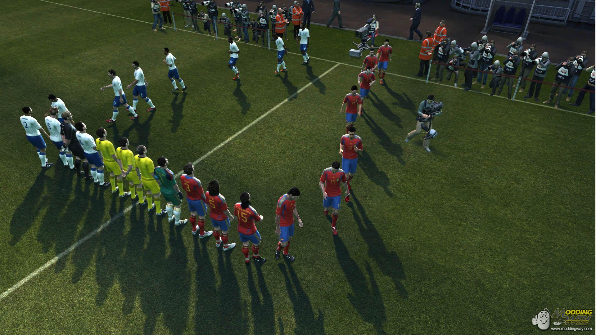Lots of Pro Evolution Soccer 2012 Screenshots