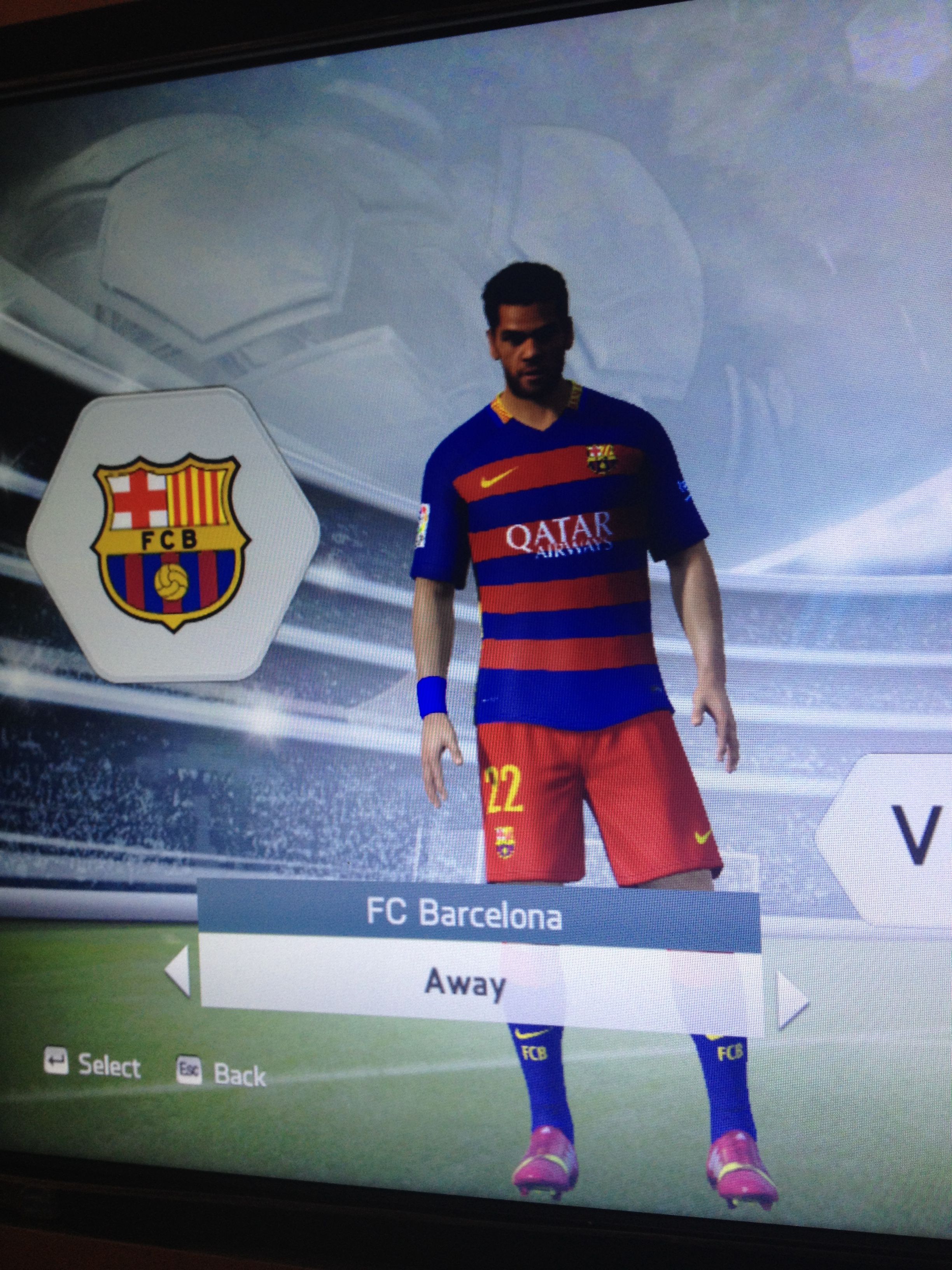 Play FIFA 14 as FC Barcelona on mobile telephones
