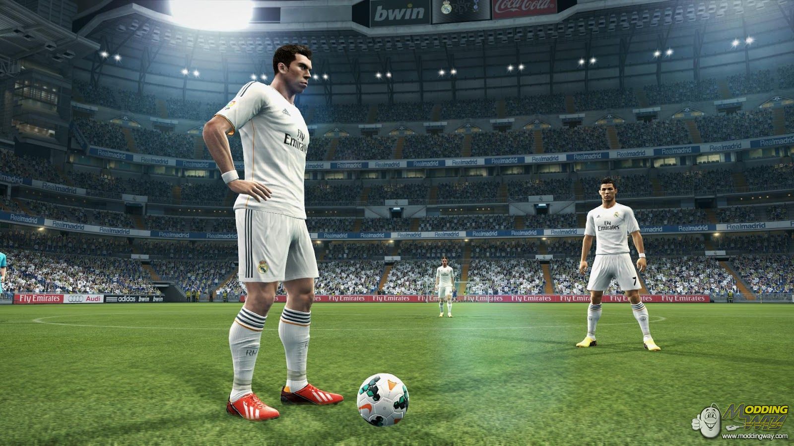 Download Pro Evolution Soccer 2013